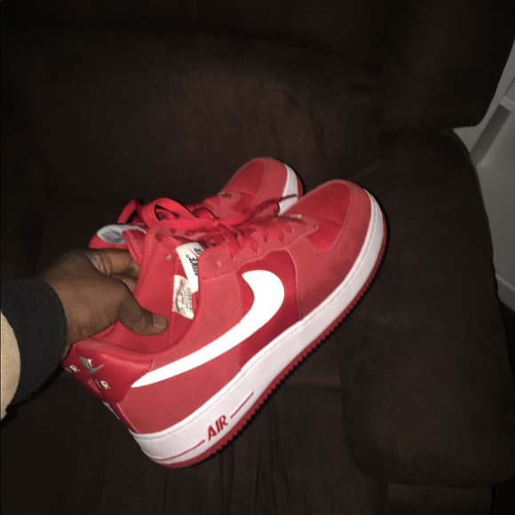 white forces with red